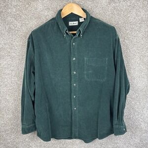 L.L. Bean Men's Green Casual Button Down Shirt